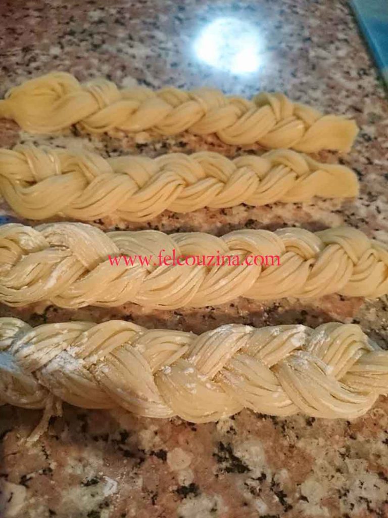Griwech tressé, nouveau modèle de gâteau Algérien